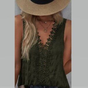 Women's Tank Top (Green) Flower Trim